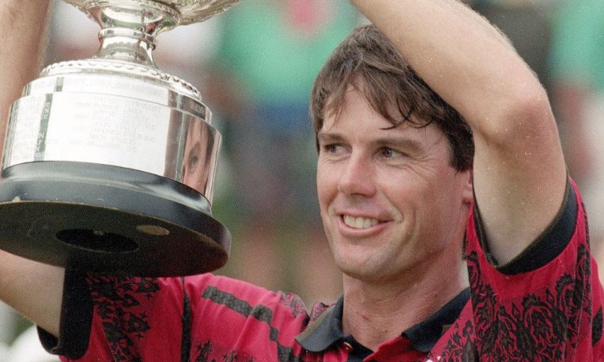 Paul Azinger wins 1993 PGA Championship