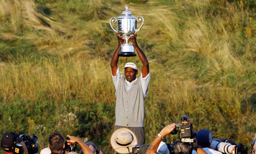 Vijay Singh wins 2004 PGA Championship