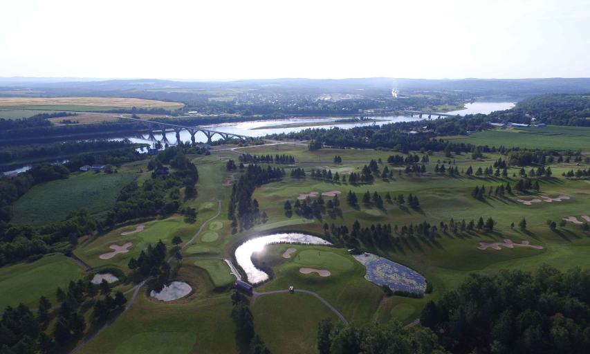 Covered Bridge Golf & Country Club