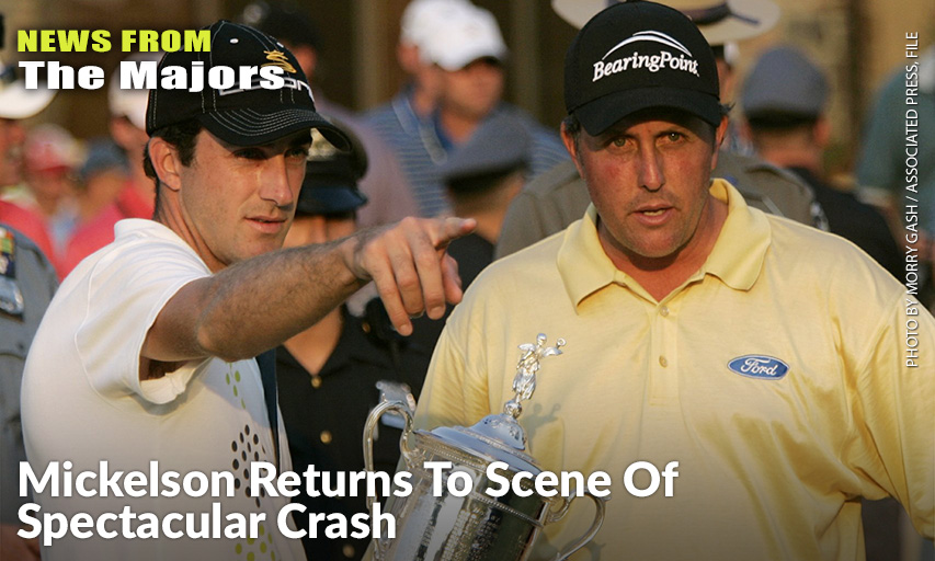 Geoff Ogilvy (L) And Phil Mickelson Talk On The 18th Green Where Ogilvy Was Presented The Trophy After Winning The 2006 U.S. Open At Winged Foot Golf Club. Of The Five U.S. Opens At Winged Foot, Only Two Players Ever Finished Under Par. Geoff Ogilvy and Phil Mickelson at the 2006 U.S. Open